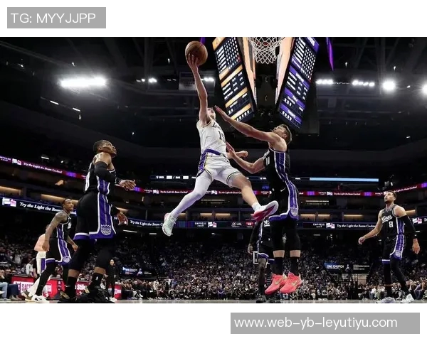 里夫斯单场豪取50分11板9助成为过去40年第四人并与东契奇威少哈登并肩 里夫斯单场豪取50分11板9助成为过去40年第四人并与东契奇威少哈登并肩