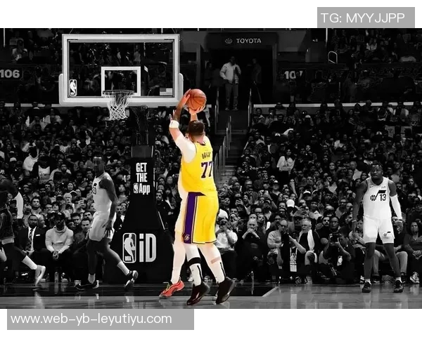 文班真不好对付武切维奇三分表现出色却内线失准贡献全面数据 文班真不好对付武切维奇三分表现出色却内线失准贡献全面数据