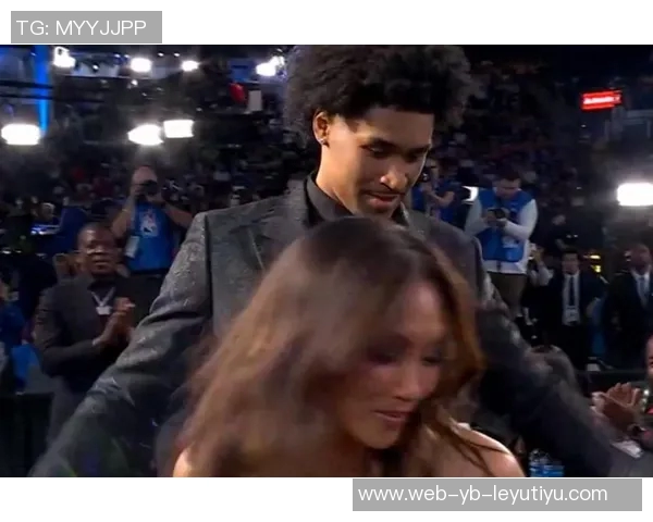 哈珀赞队友卡斯尔表现出色称球队因他上场变化显著 哈珀赞队友卡斯尔表现出色称球队因他上场变化显著