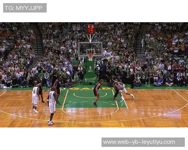 小里盛赞詹姆斯球商之高赛场理解力堪称无与伦比