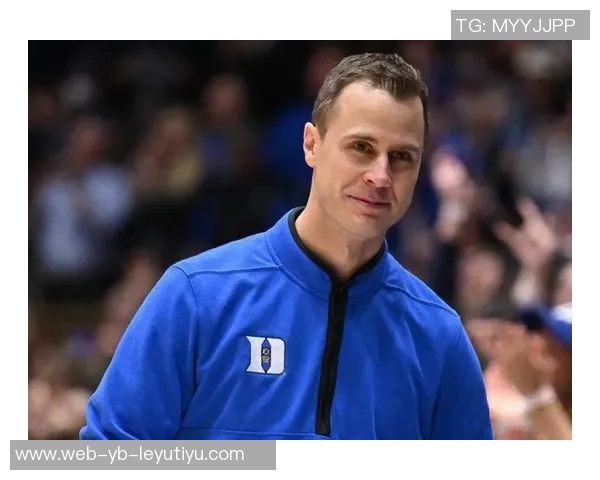 赛恩詹姆斯称赞克尼佩尔的球技与优势发挥能力展现团队合作精神