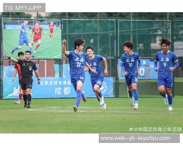 北京队在中国足协青少年足球锦标赛U15组中以3-0战胜上海队成功夺冠