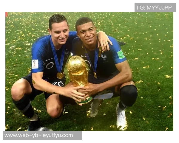 恩昆库：法国队失误导致丢球应在反超后保持专注与冷静